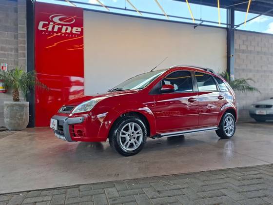 FORD FIESTA 1.6 MPI TRAIL HATCH 8V FLEX 4P MANUAL FORD FIESTA 1.6 MPI TRAIL HATCH 8V FLEX 4P MANUAL